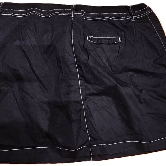 SUMMER SALE! PRICE DROPPED! 24W navy blue skort - Picture 2 of 2